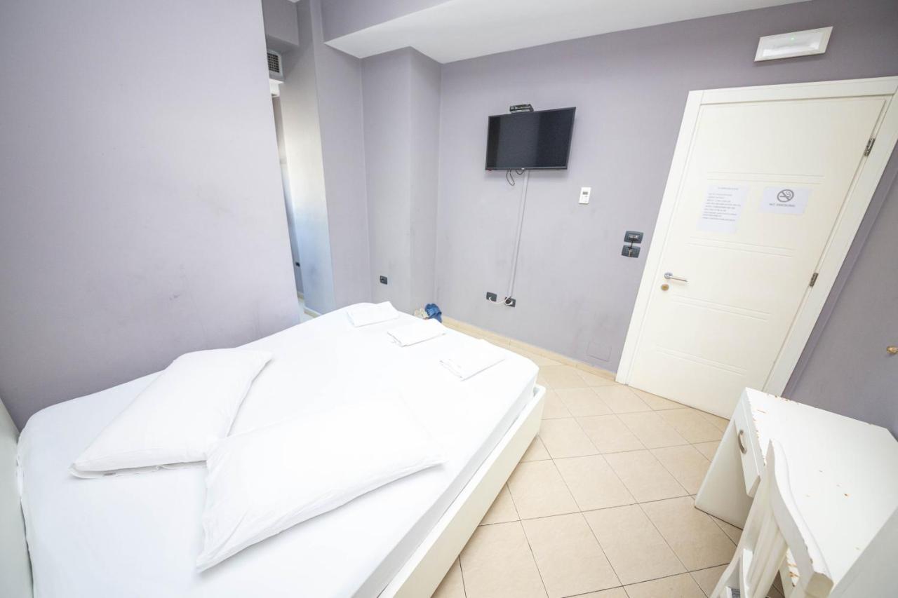 Hotel Tosi Tirana